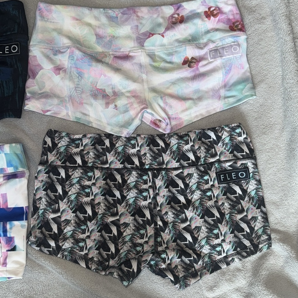 Fleo Colorful Bottoms Collection - Picture 4 of 6